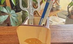 間伐材でエコノハちゃんの文房具スタンドを作ろう